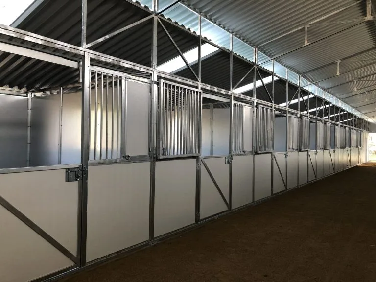 The importance of having a well-ventilated horse barn – Choose modern horse barn designs